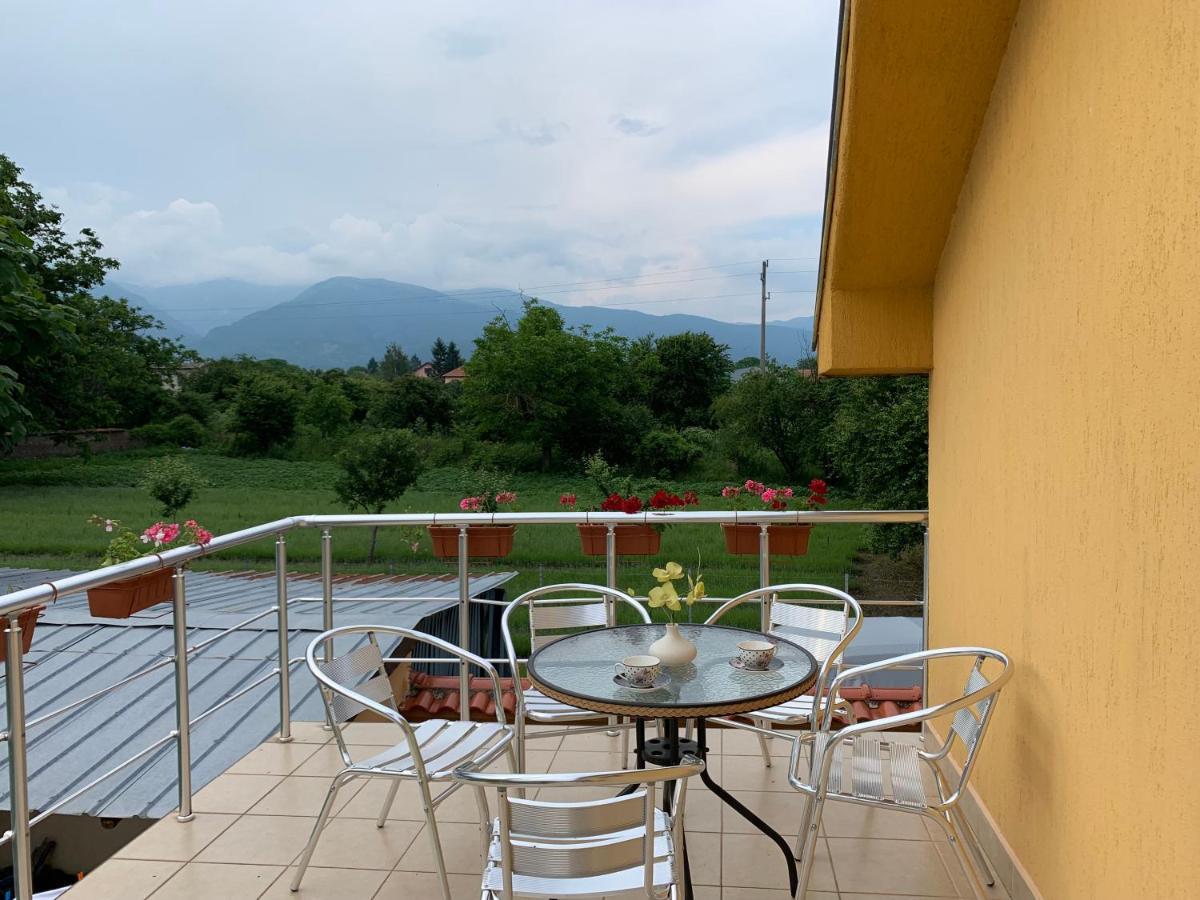в с. габарево, долината на розите. Villa Gabarevo